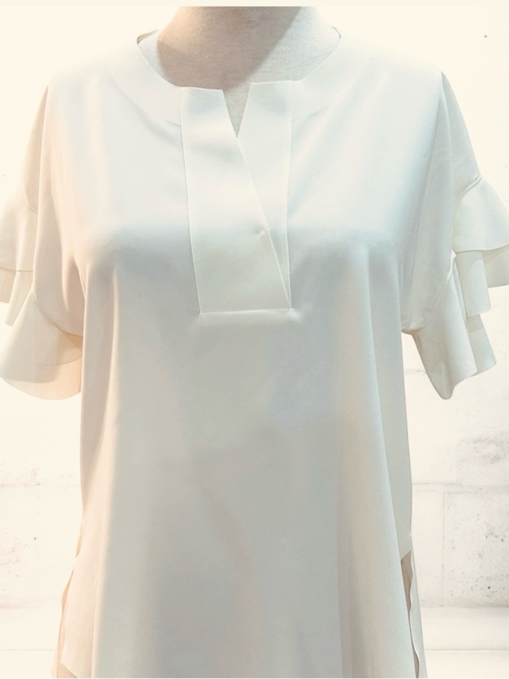 Akris Punto white Split-Neck Ruffle-Sleeve Blouse